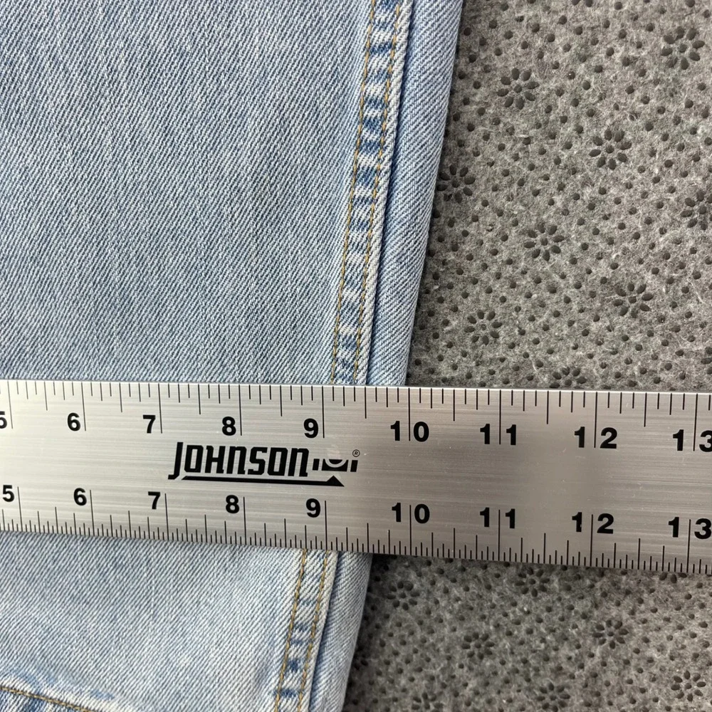Levis light yellowing